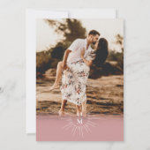 Dusty Pink Mid Century 70s Monogram Foto Wedding Kaart (Achterkant)