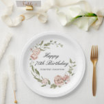 Dusty Pink Rose Floral 70th Birthday Papieren Bordje<br><div class="desc">Voeg een speciaal tintje toe aan uw tafeldecor met dit stijlvolle design voor een 70e verjaardagsfeestje papier bord. Happy Birthday is geschreven in een formeel script. De naam van de verjaardagsviering staat hieronder in een traditioneel lettertype. Een open en luchtige moderne roze rozenkrans omringt de tekst. Eenvoudige elegantie voor deze...</div>