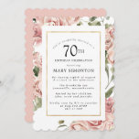 Dusty Pink Rose Floral 70th Gold Birthday Party Kaart<br><div class="desc">stoffige rozen en een elegant gouden lijst creëer een moderne bloemetjesgrens op deze uitnodiging van het 70ste verjaardagsfeest .</div>