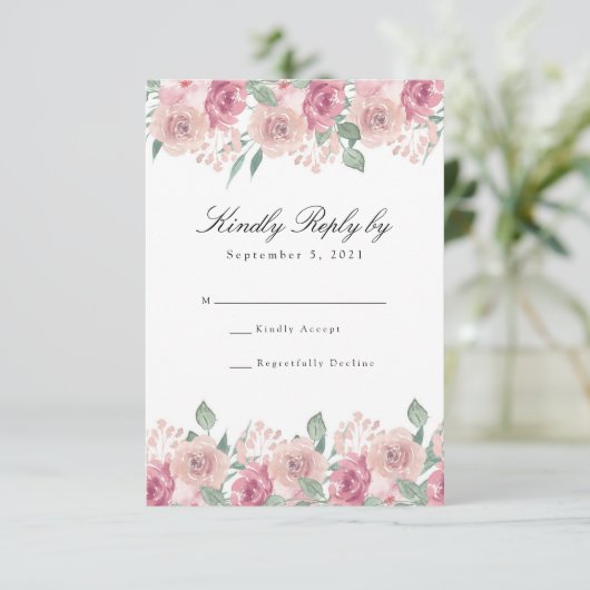 Dusty Roos Blush Floral Wedding RSVP Kaartje (Staand voorkant)