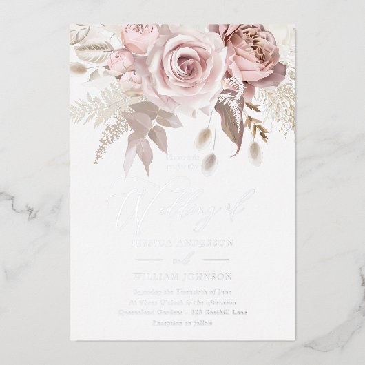 Dusty Roos & Blush Floral Wedding Silver Folie Uitnodiging (Voorkant)