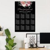 Dusty Roos Floral Black Wedding Seating Chart Poster (Thuiskantoor)