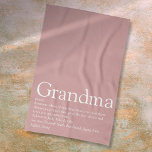 Dusty Roos Pink Grandma Granny Definition Theedoek<br><div class="desc">Geef je grootmoeder,  oma,  oma,  oma,  Nan of Nanny een speciaal cadeau voor verjaardagen,  Kerstmis,  moederdag of elke dag die je wilt shows hoeveel ze voor je betekent. Een perfecte manier om haar te shows hoe geweldig ze elke dag is. Ontworpen door: Thisnotme©</div>