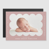 Dusty Roos Scalloped Foto Geboorte Aankondiging (Voorkant / Achterkant)