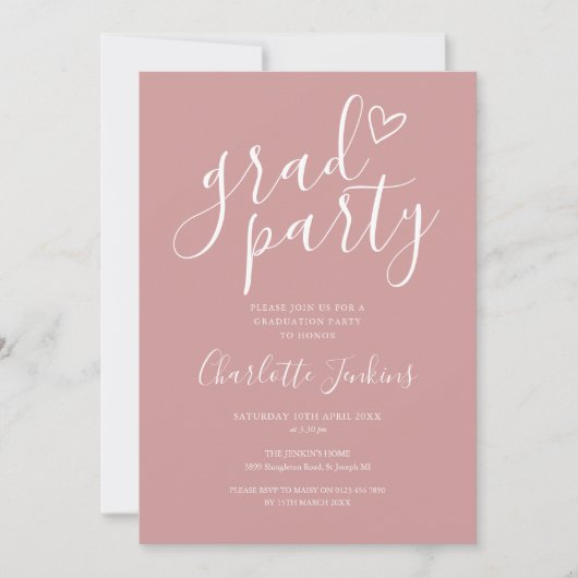 Dusty Rose Grad Feest Script Afstudeerfeest Kaart (Voorkant)