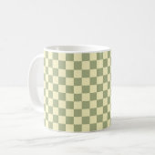 Dusty Sage Green and Butter Yellow Checkerboard Koffiemok (Voorkant links)