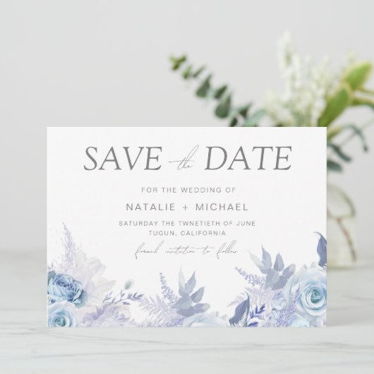 Dusty Sky Blue Floral bruiloft Save The Date (Staand voorkant)