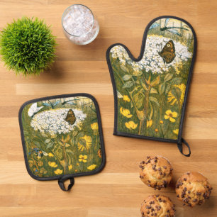 Dutch Art Nouveau Meadow Wildflowers, Vlinders Ovenwant & Pannenlap Set