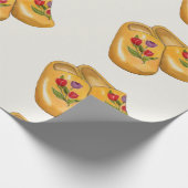 Dutch Wooden Shoes with Tulips, Klompen, Holland Cadeaupapier (Hoek)
