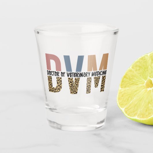 DVM Doctor in de diergeneeskunde, Leopard Print Shot Glas (Voorkant)