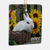 Dwarf Hotot Bunny Rabbit met zonnebloemen Keramisch Ornament (Rechts)