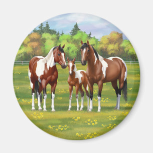 Dwarsboompaarden van de baai in het zomerdeeg magneet