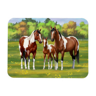 Dwarsboompaarden van de baai in het zomerdeeg magneet