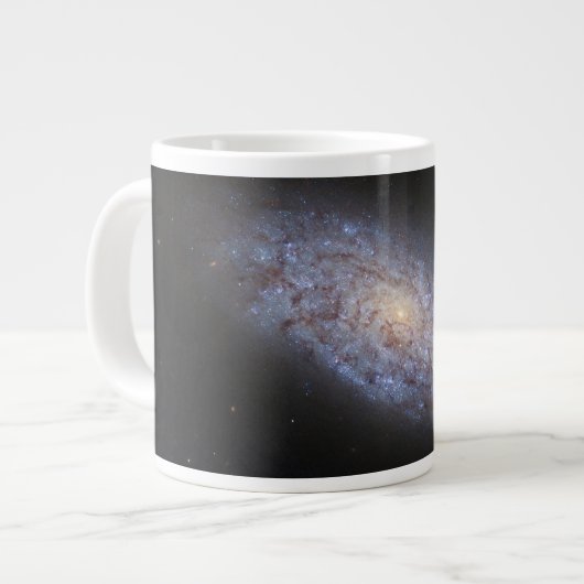 Dwerg Galaxy NGC 5949. Grote Koffiekop (Links)