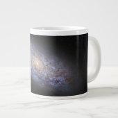 Dwerg Galaxy NGC 5949. Grote Koffiekop (Voorkant rechts)