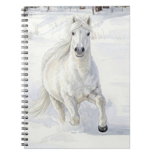 Dyfra het IJslandse paard dat in de sneeuw galoppe Notitieboek