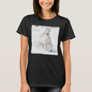 Dyfra het IJslandse paard galopperend in de sneeuw T-shirt
