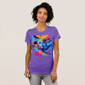 Dynamisch Anime Vrouwengezicht in Helder Blauw T-shirt (Voorkant volledig)