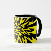 Dynamisch geel en zwart bliksemschicht ontwerp mok (Voorkant rechts)