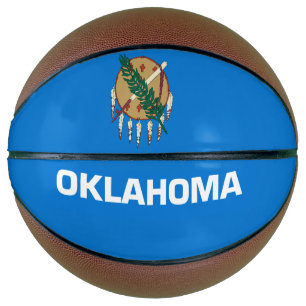 Dynamisch Oklahoma State Flag Graphic op a Basketbal