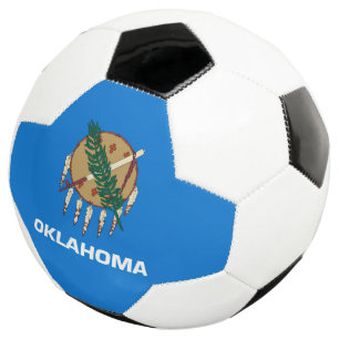 Dynamisch Oklahoma State Flag Graphic op a Voetbal