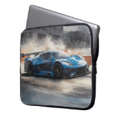 Dynamische blauwe stedelijke racescene laptop sleeve (Voorkant Links)