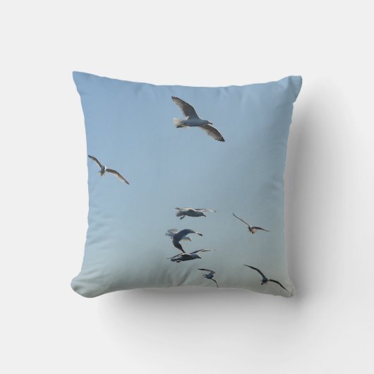 Dynamische Meeuwen in Vlucht Kust Vogels Blauwe Lu Kussen (Voorkant)