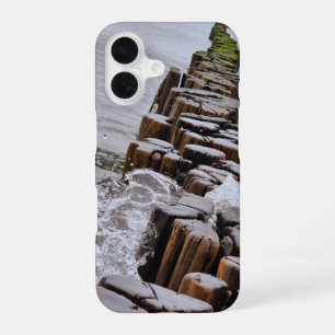 Dynamische Ocean Wave Seawall iPhone Case 16 Hoesje