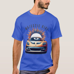 Dynamische oranje sportwagen met artistieke zonnes t-shirt