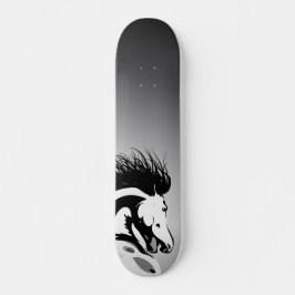 dynamische paardenafbeelding skateboard