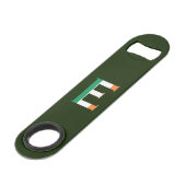 E Monogram overlay op Ierse vlag bocnt Speed Flessenopener (Achterkant Gekanteld)