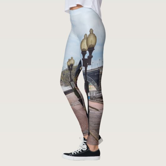 Eads Bridge langs Lucas Ave Leggings (Links)