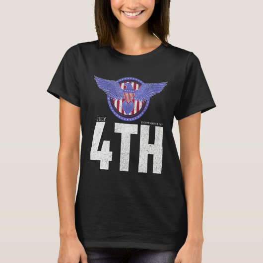Eagle Badge Independence Day with American Happy 4 T-shirt (Voorkant)