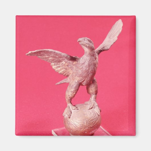 Eagle met spatvleugels op een bal magneet (Voorkant)