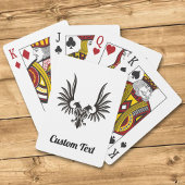 Eagle met twee koppen die kaarten afspelen