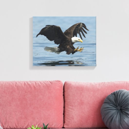 Eagle on Approach Canvas Afdruk (Insitu (Woonkamer))