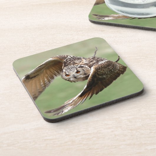Eagle Owl in vlucht Bier Onderzetter (Linkerzijde)