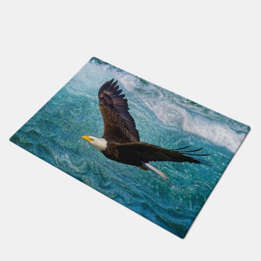 Eagle Soaring boven het Storm Deurmat (Schuin)
