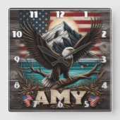 Eagle Wings Verspreid door Amerikaanse Vlag Vierkante Klok (Voorkant)