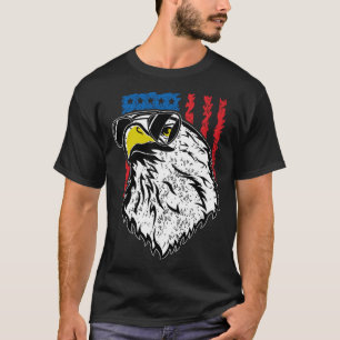 Eagles vliegende zonnebril en Amerikaanse vlag  T-shirt