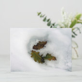 Eak-bladeren op de sneeuwvakantiekaart feestdagenkaart (Staand voorkant)