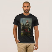Earl Strickland te paard, met pantser en enorme ke T-shirt (Voorkant volledig)