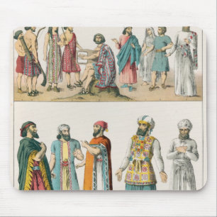Early Asiatic Dress uit 'Trachten der' Muismat
