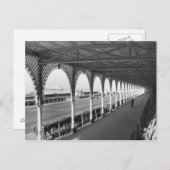 Early Morning Stroll Briefkaart (Voorkant / Achterkant)