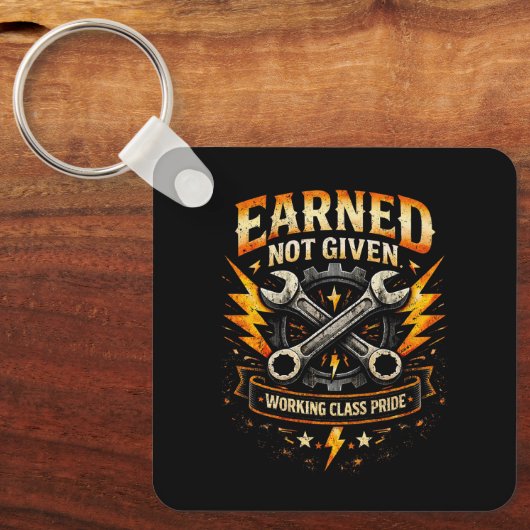 Earned Not Given Sleutelhanger (Voorkant)