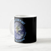 Earth Day 2026 Middelen Koffiemok (Voorkant links)