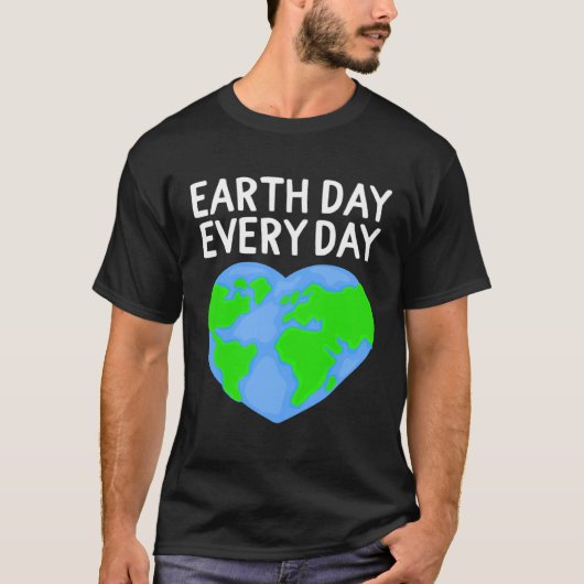 Earth Day Everyday Rainbow Pine Tree Nature Green  T-shirt (Voorkant)