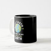 Earth Day Save the Planet Protect the Environment Tweekleurige Koffiemok (Voorkant links)