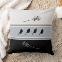 Earth Tones Blauw en Ivoor Bloemen Sierkussen