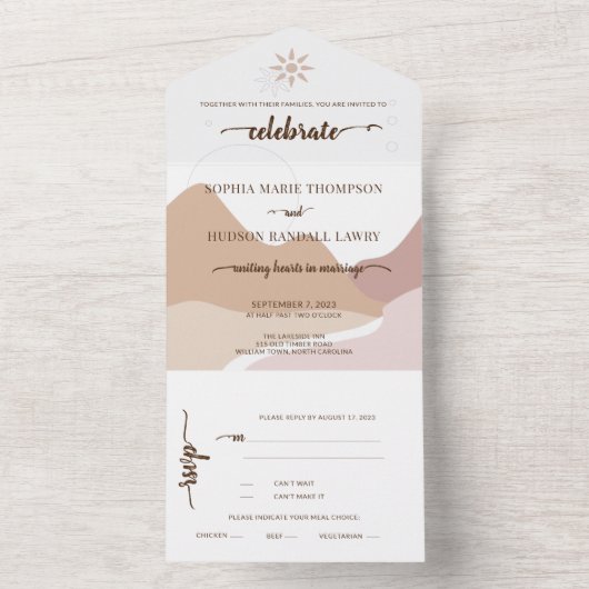 Earthtone Mountain Avontuur All In One Uitnodiging (Binnen)